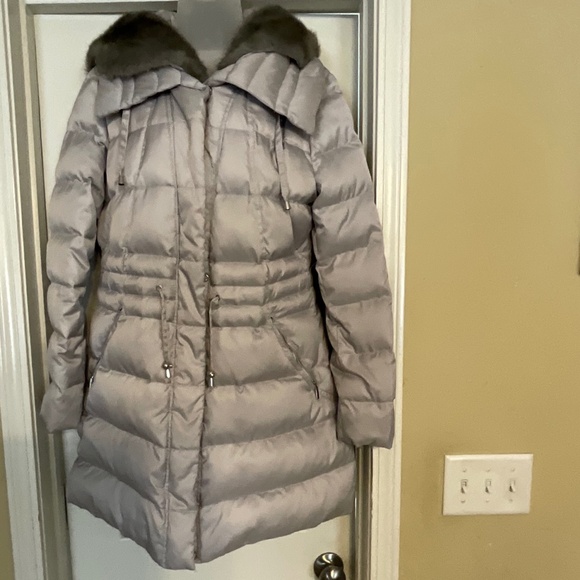 Laundry By Shelli Segal Jackets & Blazers - Laundry by Shelli Segal PUFFER FUR COAT, SIZE L